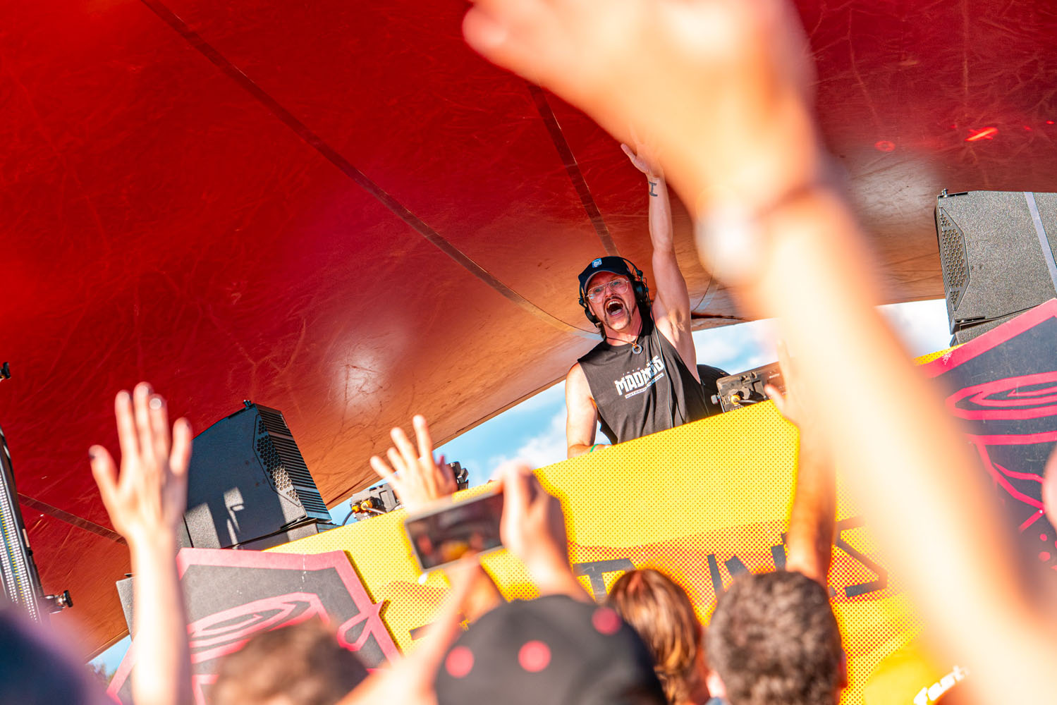 250830-1741-KVDMPHOTOGRAPHY-INTOTHEMADNESS-00413-LR